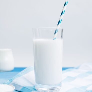 glasses milk with straw